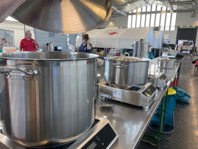 Voll ausgestattete und funktionsfähige Feldküche | Foto: BRS