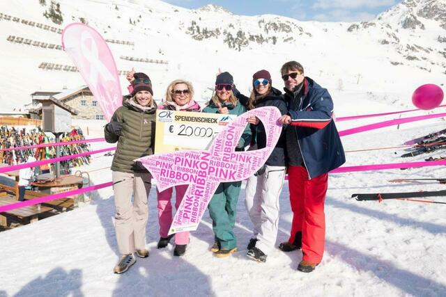 Marlies Raich, Manuela Krings, Mona Maier, Jacoba Kriechmayr, Stephan Spiegel. | Foto: Marc Stickler