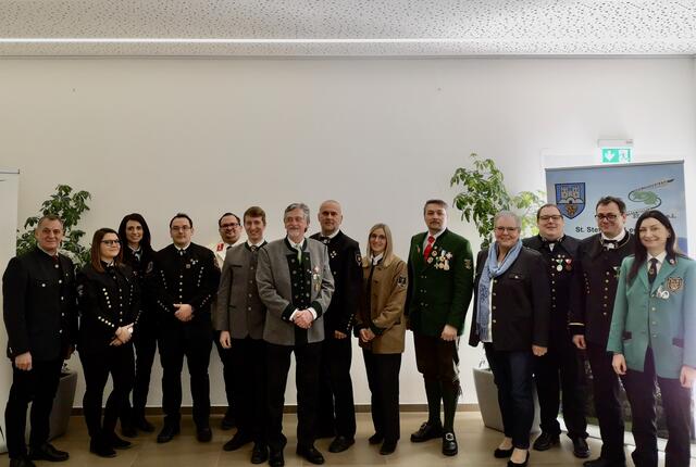 Die Vertreterinnen und Vertreter der Musikvereine aus dem Bezirk Leoben versammelten sich am vergangenen Sonntag. | Foto: Blasmusikverband Leoben