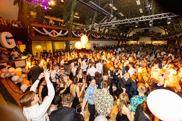 Erst seit 5. März darf wieder gefeiert werden - wie hier beim Maturaball der HTL Zeltweg. | Foto: Mlakar