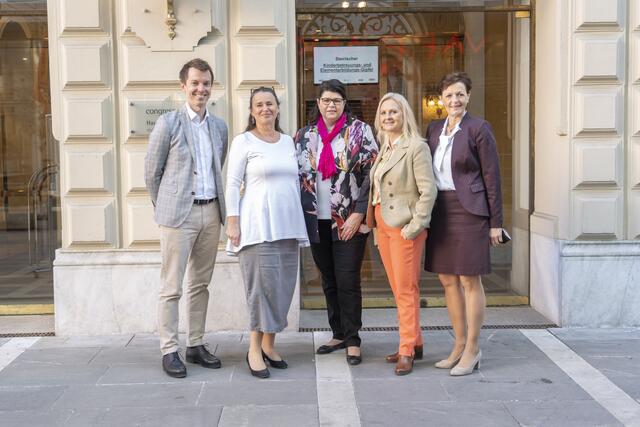 Die Initiator:innen des Gipfels: Dominik Santner (Junge Industrie Steiermark),  Patricia Berger (AK), Helga Ahrer (ÖGB), Gabi Lechner (WKO), Maria Pein (LK) | Foto: Foto Fischer