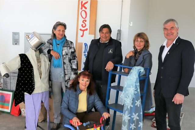 Das Kernteam mit Monika Meister, Siegfried Holzschuster und Ingeborg Stelzer für den "Kostnixladen" in Georgsberg steht bereits. | Foto: Gerhard Langmann