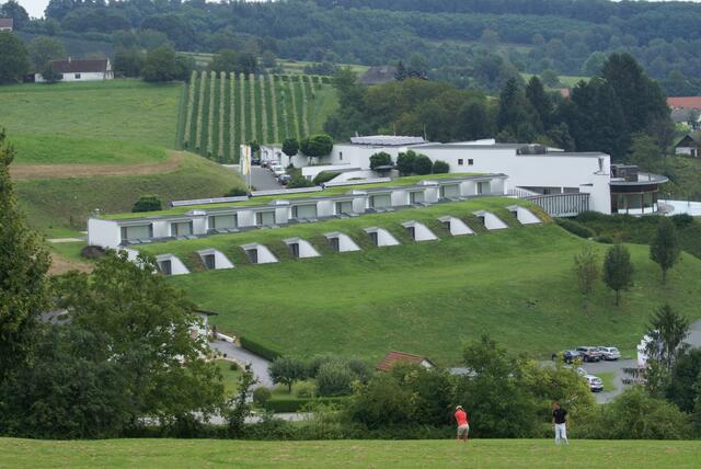 Das frühere Hotel "Gogers" gehört der Pflegeheimgruppe Senecura. | Foto: Martin Wurglits