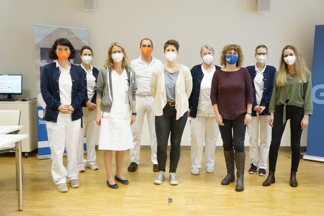 Karin Knollmüller, Mag. Nicole Hofleitner Feigl, OÄ Andrea Dorn, Christa Ressl, Maria Bichl, Ursula Kromoser-Schrammel, Jacqueline Franziska Zeilinger, , Sozialarbeiterin Anna Sonnleitner, 

 | Foto: LK Amstetten