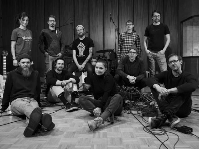 Die Jazzband "Sam Siefert Ensemble Project" mit starker Beteiligung aus dem Bezirk Landeck gastiert im Mai im Alten Kino. | Foto: Jörg Häken