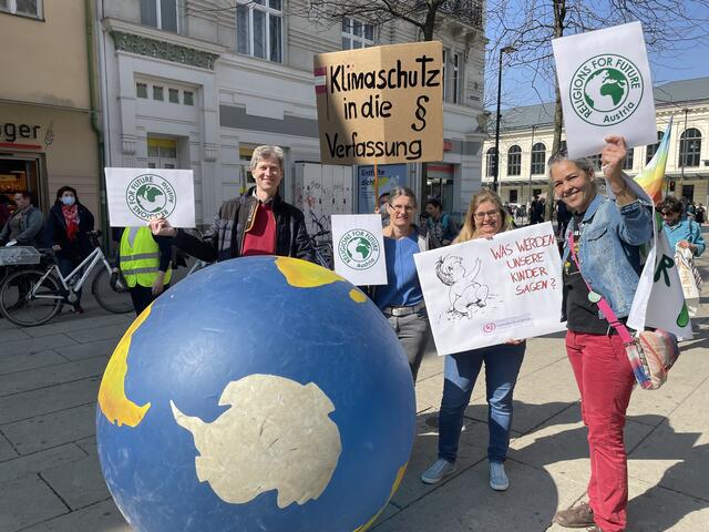 Axel isenbar, Ilse Kappelmūller, Veronika Dobias und Michaela Spritzendorfer