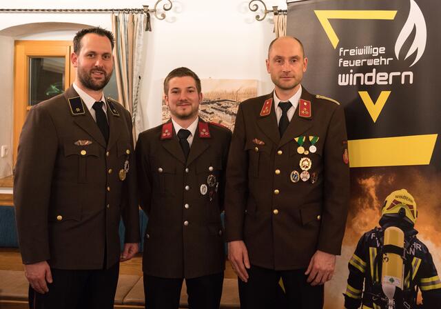 Bürgermeister Michael Hochleitner, Schriftführer Florian Gattinger und Kommandant Christoph Föttinger (v.l.). | Foto: FF Windern