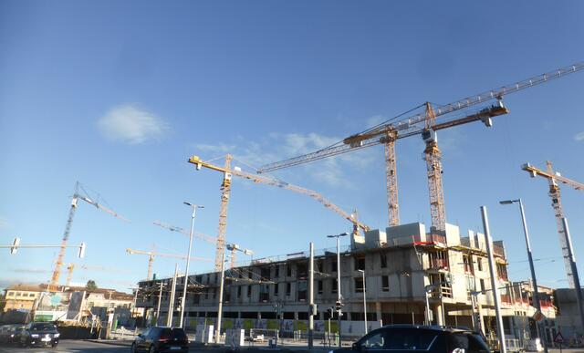 Viele stören sich an den zahlreichen Baustellen in und um Graz. Immobilienexperten sagen, dass die vielen neuen Wohnobjekte aber gebaut werden, weil die Nachfrage danach so hoch sei. | Foto: meinbezirk.at