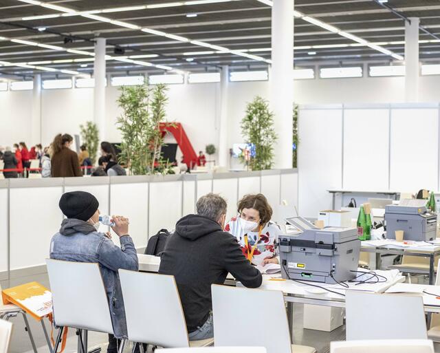 Austria Center AMS Wien richtet InfoPoint für UkraineGeflüchtete ein
