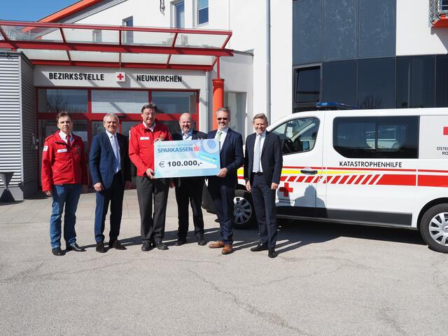 Großzügige Unterstützung der NÖ Sparkassen für die Ukraine-Flüchtlinge. | Foto: Sparkasse Neunkirchen