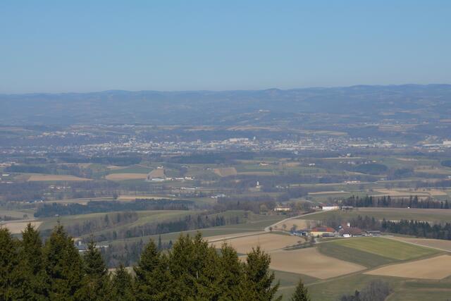 Schöne Ausblicke auf das Ybbstal und auf Amstetten