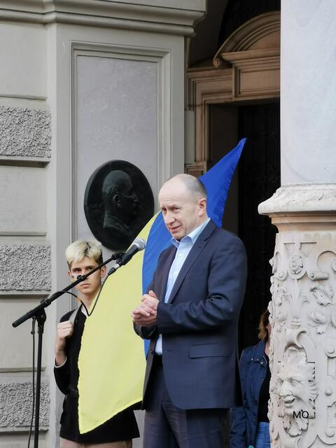 Vasyl Khymynets, Botschafter aus der Ukraine