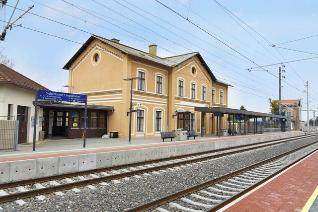 Obersiebenbrunn Bahnhof - Obersiebenbrunn