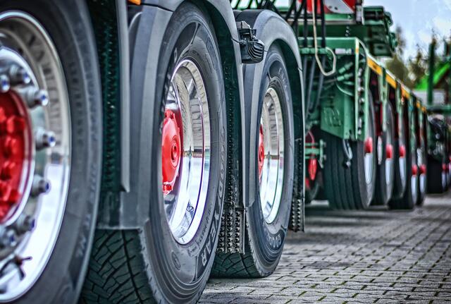 Insgesamt wurden 162 Anzeigen wegen Verwaltungsübertretungen erstattet. Dabei handelte es sich meistens um technische Mängel, mangelnder Ladesicherung, Mängel nach dem Gefahrgutrecht und sonstiger Mängel (Ausrüstung usw).
 | Foto: pixabay / Symbolfoto