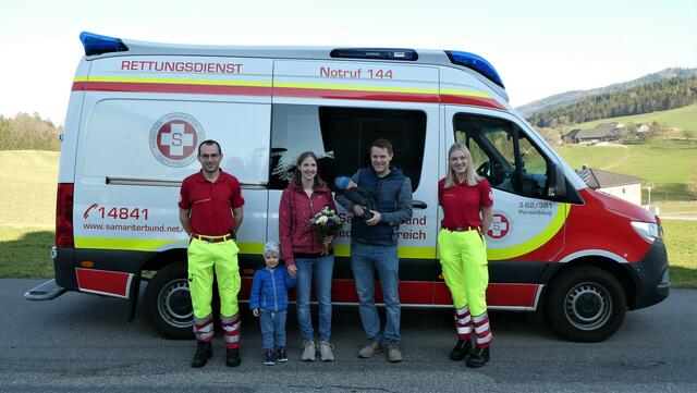 Manuel Weiß, Lisa Gschossmann mit Jacob, Michael Naderer mit Jonas, Julia Schrabauer | Foto: Samariterbund Persenbeug
