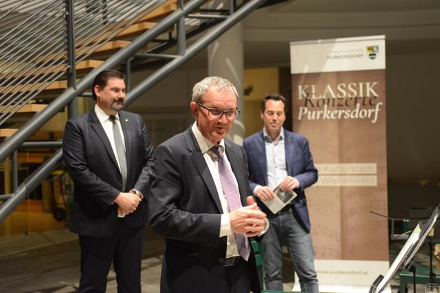 Bundesforste-Vorstand Rudolf Freidhager begrüßte die Gäste in der Aula der ÖBf-Unternehmensleitung in Purkersdorf.