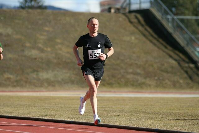 Florian Prüller kam beim Hannover Marathon in 2:15:56 ins Ziel. | Foto: KK