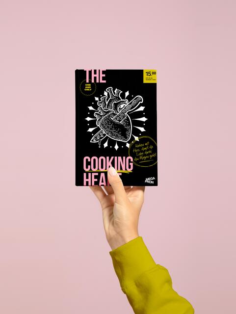 Im neuen Kochbuch von Philipp Carstanjen und Johnny What "The Cooking Heart" warten regionale und saisonale Rezepte auf die Hobbyköch:innen. | Foto: Caritas/Megaphon
