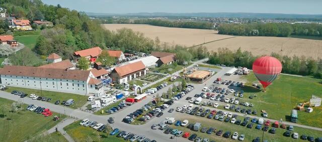 Die Südsteirische Baumesse 2022 lädt am 22. und 23. April ins Naturparkzentrum Grottenhof und bietet ein Rahmenprogramm, das beste Unterhaltung für die ganze Familie garantiert. Am besten überzeugen Sie sich selbst. | Foto: Plansak