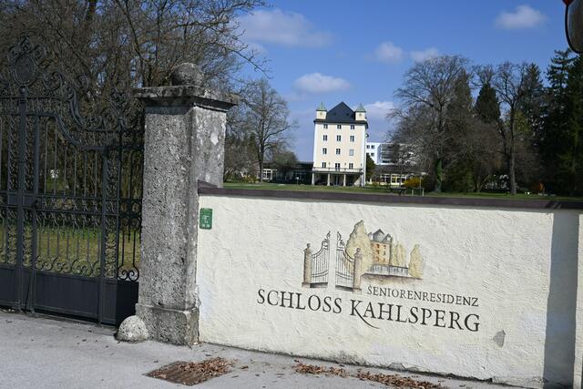 Direkt angrenzend am Bewegungspark Kahlsperg in Oberalm liegt die gleichnamige Seniorenresidenz. | Foto: Martin Schöndorfer, 2022