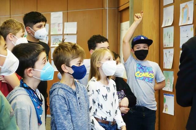Die Volkschulkinder statteten dem Rathaus einen Besuch ab | Foto: Stadt Bludenz