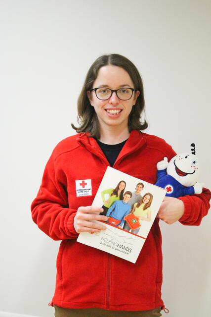 Frisch gebackene Jugendgruppenleiterin nach absolvierter Prüfung.