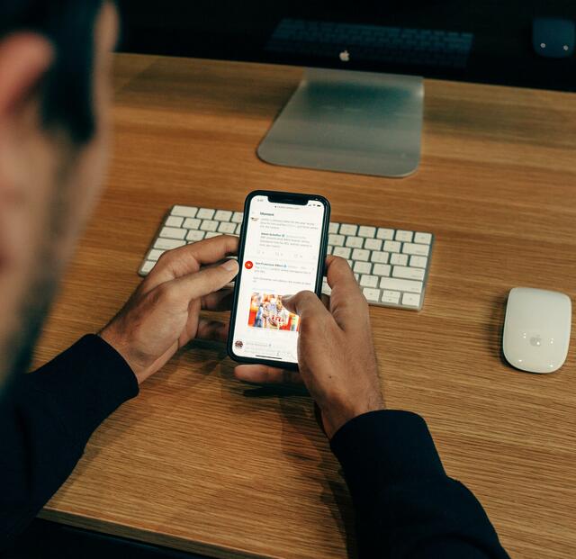 Obwohl wir noch immer ein Zeitungsland sind, werden auch digitale Nachrichteninhalte immer bedeutender.  | Foto: charlesdeluvio/unsplash