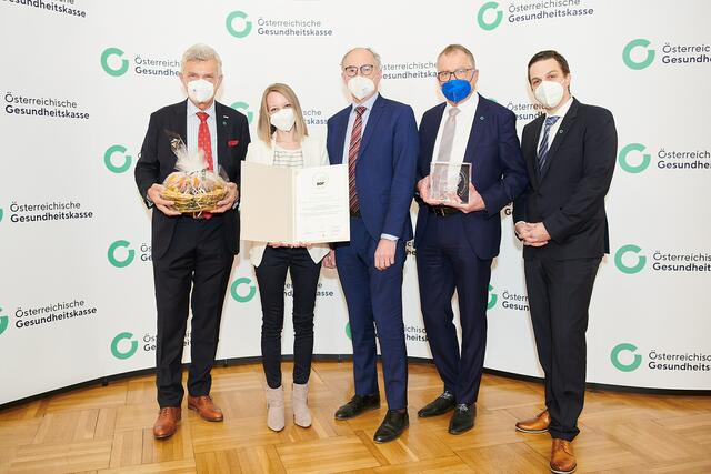 Vorsitzender des LandesstellenausschussesNorbert Fidler, Barmherzige Brüder Kritzendorf Martina Brandl und Andreas Weinmüller, Obmann der ÖGK Matthias Krenn, In Vertretung des ÖNBGF Manfred Löffler | Foto: ÖGK