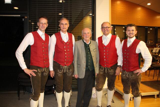 R. Gruber, W. Praschberger, S. Siller, P. Hagenauer, L. Hagenauer (v. l.).