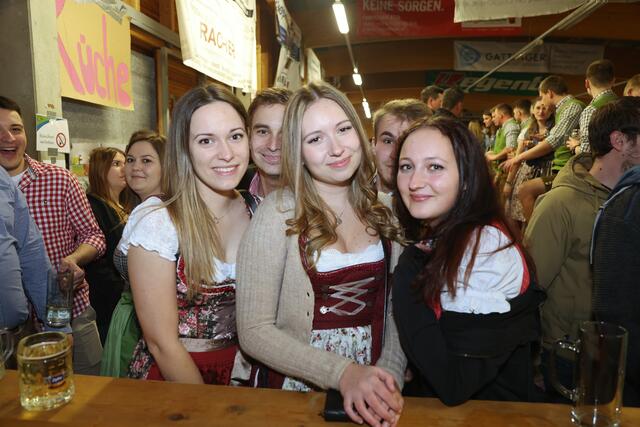 Top-Stimmung in Niederthalheim. | Foto: Helmut Klein