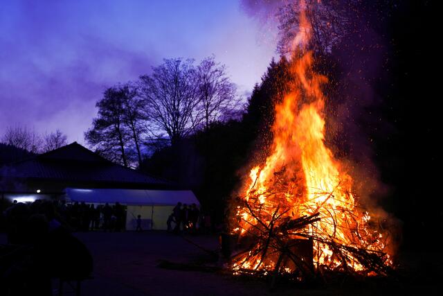 Große Osterfeuer sollten wegen Tieren, Umwelt und Feinstaub besser nicht stattfinden | Foto: stock.adobe.com/at/magicbeam