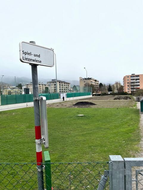 Aus der Spiel- und Liegewiese wird ein Weltacker. | Foto: BezirksBlätter Innsbruck