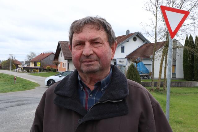 B 148-Anrainer Max Schneglberger: "Die Geschwindigkeiten sind beweislich bis zu 170 km/h und vielleicht mehr." | Foto: BRS/Doms