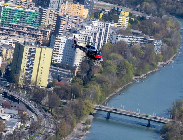 Nach einem Einbruchversuch war der Polizeihubschrauber im Einsatz. | Foto: zeitungsfoto.at