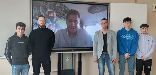 Lucas Döller, Wolfang Mayer, Flo Weißensteiner (Rapid), Herbert Kolinsky, Philip Almeder und Stefan Katzenschlager (v.l.) | Foto: HAK Zwettl