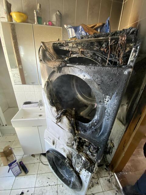 Was von dem Wäschetrockner übrig blieb. | Foto: FF Groß Siegharts