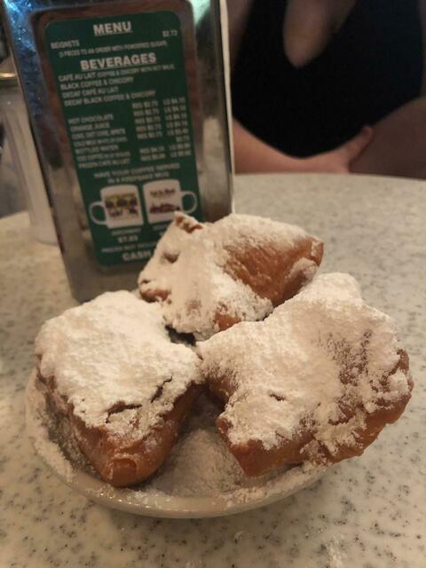 Beignets im New Orleans  | Foto: Petra Mayr
