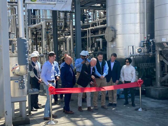 Feierliche Eröffnung in Bakersfield: Crimson Renewable Energy LP hat nun eine hochmoderne Anlage der BDI-BioEnergy International GmbH in Bakersfield. | Foto: BDI-BioEnergy International GmbH