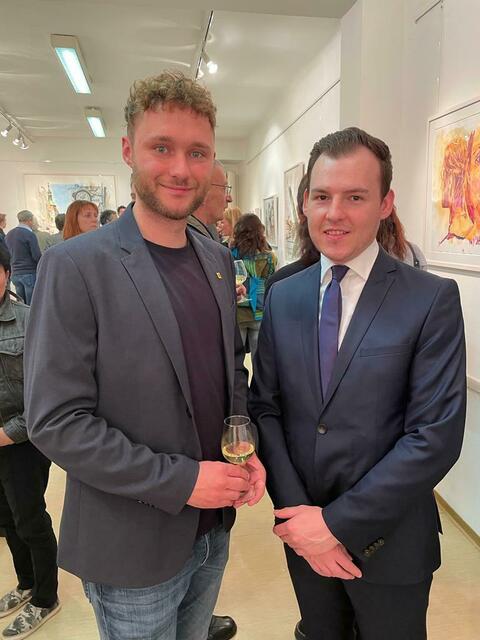 Jugendgemeinderat Patrick mit Masser mit Hannes Schrefl (JVP).