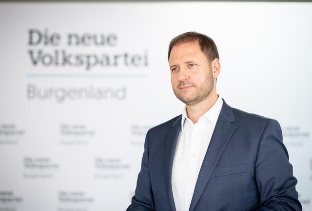 ÖVP-Landesparteiobmann Christian Sagartz führt  regelmäßig Expertengespräche zum Arbeitsschwerpunktes Krebs. | Foto: ÖVP