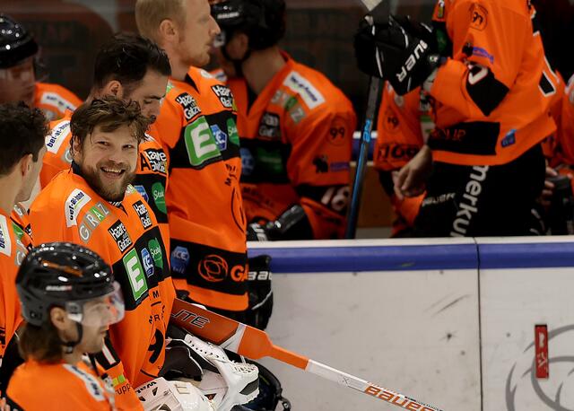 Hat gut lachen: Mit einer Save-Quote von 93,2 Prozent war Christian Engstrand vergangene Saison der beste Goalie im Grunddurchgang der ICE Hockey League. | Foto: GEPA