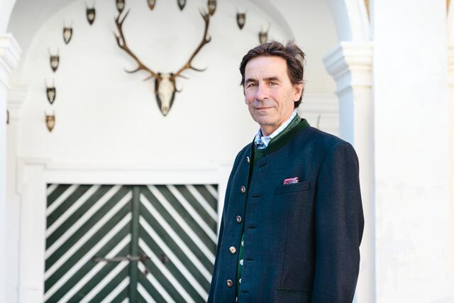 Franz Meran ist Präsident des Steirischen Jagdschutzvereins, der von seinem Ur- Urgroßvater gegründet wurde. MeinBezirk.at hat sich mit ihm über die Jagd im Wandel der Zeit unterhalten. | Foto: Konstantinov