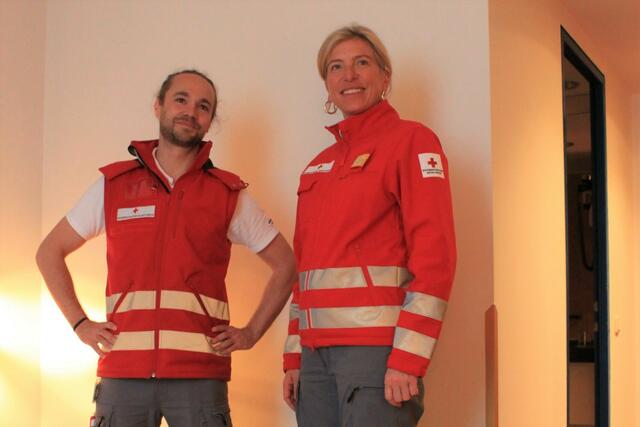 Géza Schulthess, Leiter des Grundversorgungsquartiers, und Sabine Kornberger-Scheuch bieten ukrainischen Flüchtlingen ein Zuhause auf Zeit. | Foto: Rotes Kreuz Salzburg