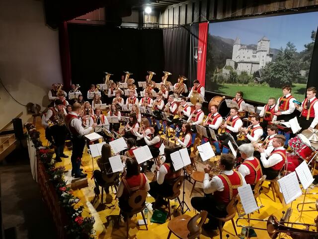 Am Ostersonntag lud die Bürgermusik Mauterndorf zum Osterkonzert in den Festsaal der Marktgemeinde ein. | Foto: Sandra Aigner