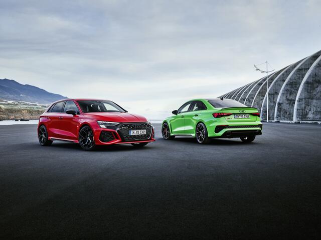 Der Audi RS 3 sprintet in 3,8 Sek. von 0 auf 100 km/h. Der auf 250 km/h begrenzte Top-Speed lässt sich optional auf 290 km/h steigern. | Foto: Audi