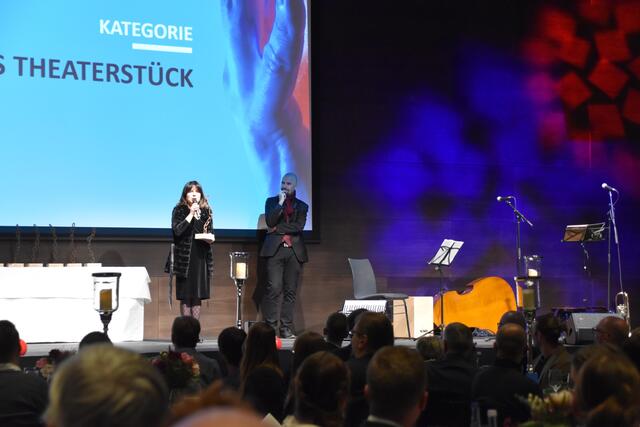 Mili Pobletes Stück „El Dante“ wurde als bestes Theaterstück 2021 ausgezeichnet. | Foto: Barbara Fluckinger