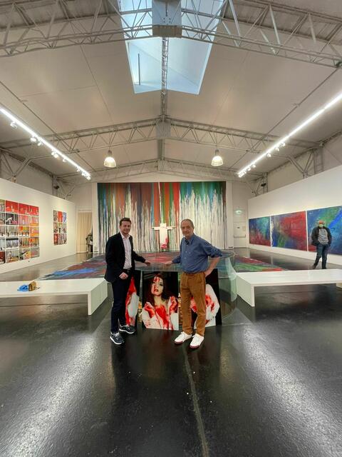 Die Serie ist im Einklang mit den Werken von Nitsch. | Foto: Siti Bittner