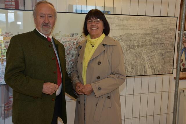 All in One“, Kunst aus verschiedenen Blickwinkeln", hieß es am 23. und 24. April 2022 im Stift Waldhausen.  | Foto: Robert Zinterhof