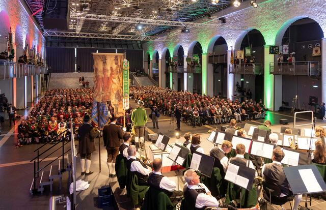 Die Bundesversammlung der Tiroler Schützen fand in der Dogona des Congress Innsbruck statt. | Foto: BTSK / Die Fotografen – Charly Lair