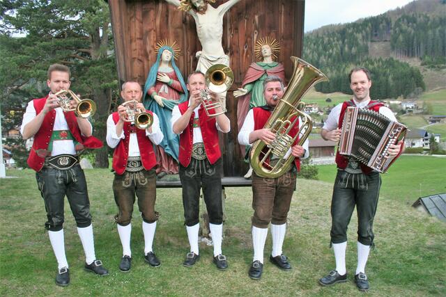 Jedes Jahr dabei: 13. Weisenbläserseminar – 13 mal mit den Steinacher Musikanten | Foto: Mair